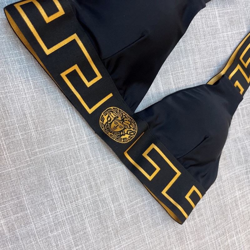 VERSACE